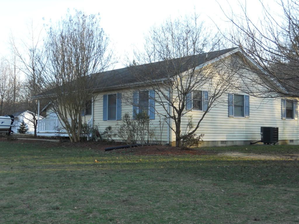 Beautiful Rambler on 1+ Acres in Mechanicsville Maryland / St Marys County MD